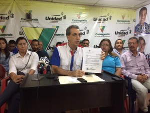 Frente Parlamentario: Diputados responsabilizan al gobierno por vandalismo y saqueos en Bolívar