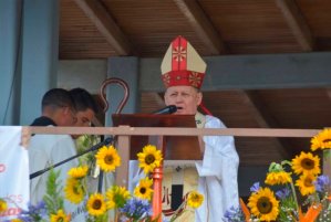 Monseñor López Castillo: Divina Pastora líbranos del hambre, líbranos de la corrupción #14Ene