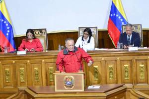 Venezolanos reaccionan ante fecha propuesta por la ANC cubana para presidenciales
