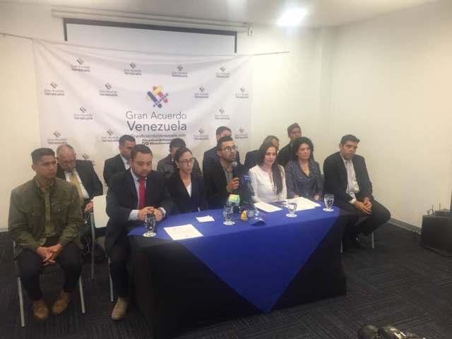 Rueda de prensa de Gran Acuerdo Venezuela en Bogotá 1