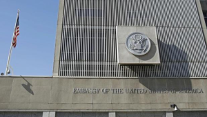 Embajada de EEUU niega bombardeo de campo de refugiados en Pakistán