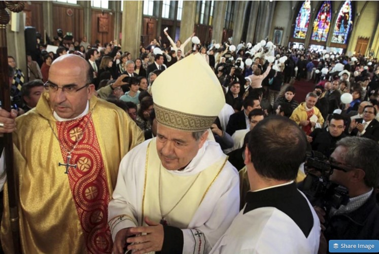 Polémica en Chile: Obispo acusado de encubrir abusos sexuales participó de la misa del papa Francisco