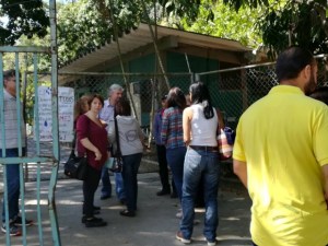 Un mes sin agua en Altos de Monterrey (Fotos y Video)