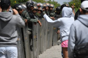 EN IMÁGENES: La protesta en El Junquito tras operación contra Óscar Pérez