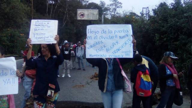 Foto: Protesta en Hoyo de la Puerta / Cortesía 