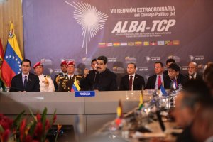Mientras gobierno y oposición no llegan a un acuerdo, Maduro pide a Colombia y al ELN “superar sus diferencias”