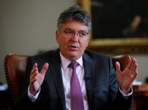 Ministro de Finanzas de Colombia: “Debe haber un plan porque Venezuela requerirá apoyo financiero”