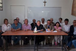 Sociedad civil e Iglesia larense insisten en que López Castillo y Basabe no cometieron delito alguno