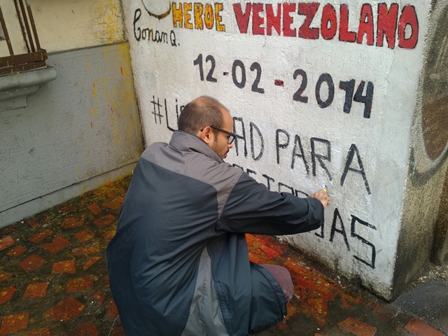  Rinden honores a jóvenes asesinados durante protestas por democracia y hambre en 2014