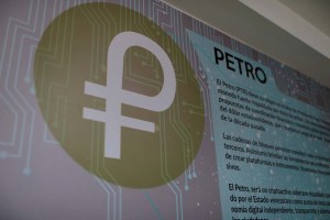 Mil euros, como mínimo, tumbará el gobierno bolivariano a los inversores del petro