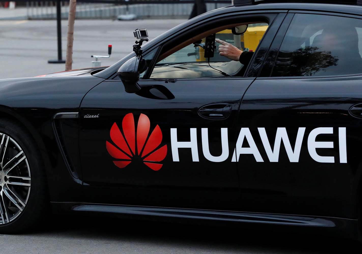 Prensa china acusa EEUU de querer acabar con supremacía tecnológica de Huawei