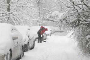 Moscú duramente afectada por intensas nevadas