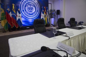 Gobierno y oposición reanudan esta tarde diálogo en Santo Domingo, confirma cancillería dominicana