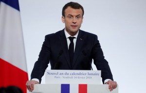 Macron: Francia no declaró la guerra al régimen de Bashar al Asad