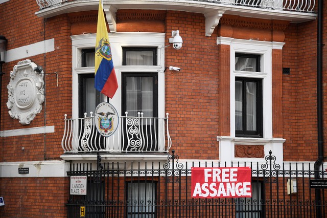 Embajada de Ecuador en Londres. 2018. REUTERS/Toby Melville