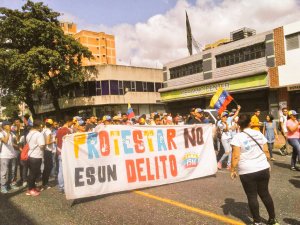 Realizan plantón en Barquisimeto para exigir respeto al derecho a la vida (Fotos)