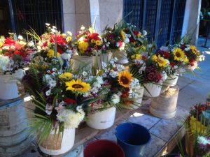 Tradición de llevar flores al cementerio disminuyó en Carabobo ante el aumento de 100%