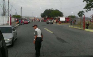 Disuelven protesta de jubilados petroleros en Campo Alegría de Lagunillas