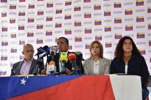 Piden a Brasil y Colombia activar mecanismos para recibir a los venezolanos que están saliendo por no tener medicinas y alimentos