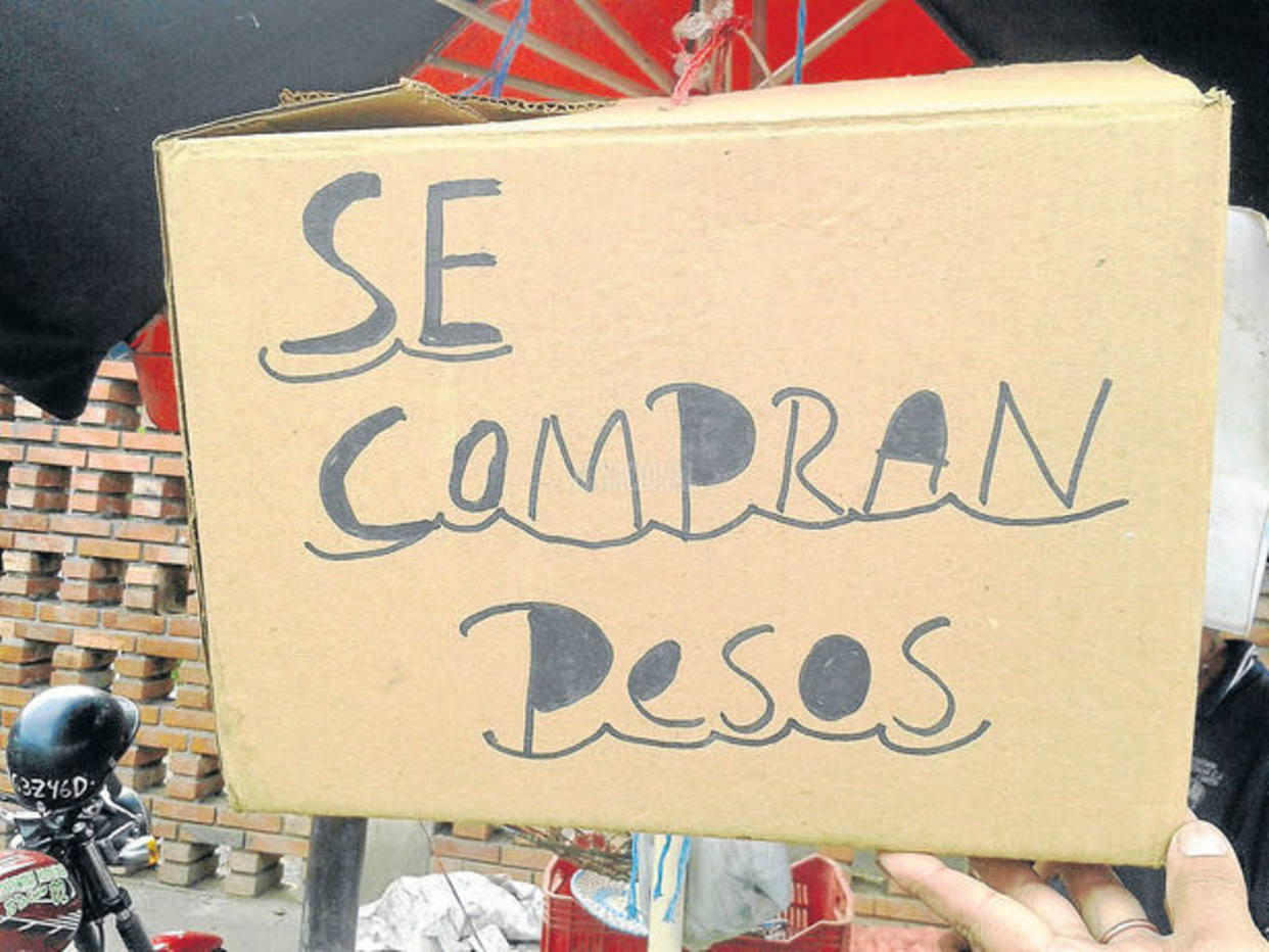 En Táchira compran comida y bienes con pesos colombianos por escasez de bolívares
