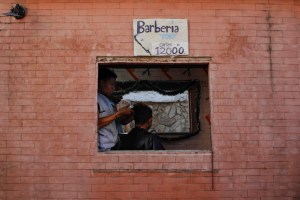 Barberías populares: Una oportunidad para los jóvenes en los barrios