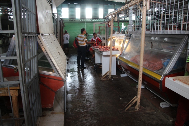 Carniceros.  Foto cortesía: Al menos cinco hurtos diarios  en el mercado municipal de Maturín 