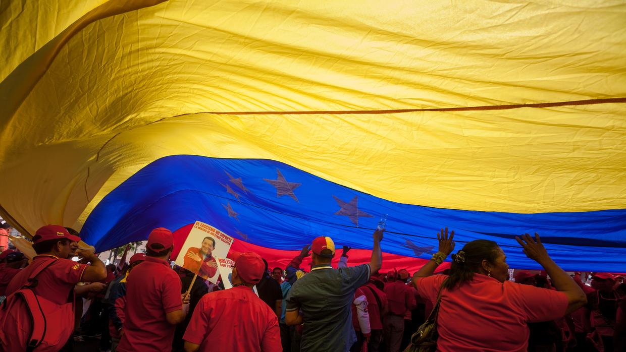 Marcharán este lunes en apoyo a Maduro tras atentado