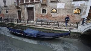 Venecia se queda sin agua en sus canales