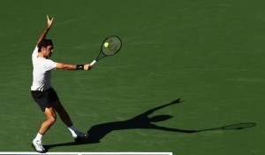 Federer avanza con paso firme en Indian Wells