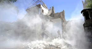 Suben a 35 los muertos por cohete lanzado por rebeldes sobre Damasco