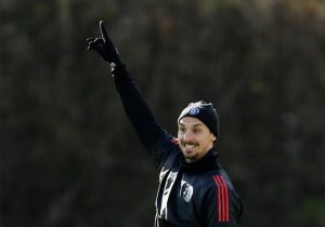 Ibrahimovic dice que le gustaría volver a selección sueca si recupera su mejor estado