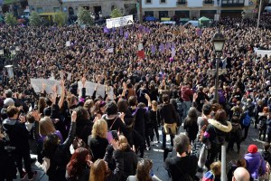 España se moviliza por las mujeres con una inédita huelga (fotos)