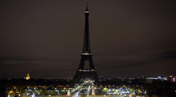 La Torre Eiffel apagará sus luces en homenaje a las víctimas de Pittsburgh