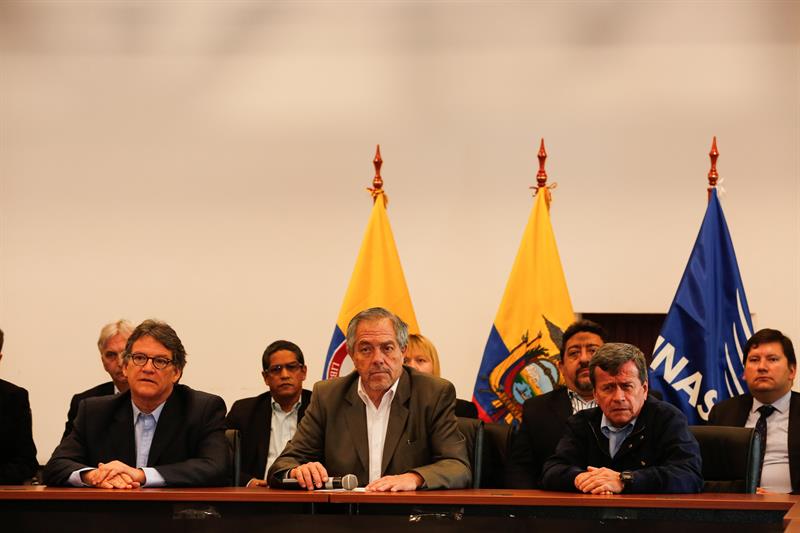 Gobierno de Colombia y ELN acuerdan seguir negociando hasta el 18 de mayo
