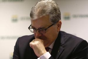 Condenan a 11 años de cárcel a expresidente de Petrobras en Brasil