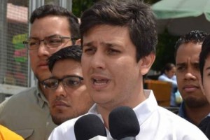 Concejales del PSUV aprobaron millones de bolívares para fiestas en Caracas, denuncia Jesús Armas
