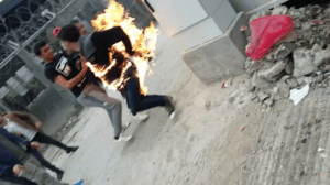 Joven sirio se prende fuego en Lesbos por no recibir asilo