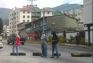 Paro de transporte y disturbios en Mérida #6Mar