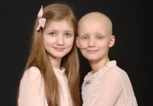 Fue diagnosticada con cáncer un mes después que su hermana gemela sufriera los síntomas