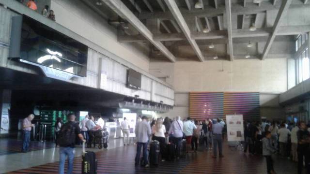  Aeropuerto de Maiquetía se queda sin luz este 5 de marzo (Fotos cortesía)