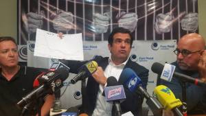 Miembros del Foro Penal respaldan decisión de la desincorporación de Alonso Medina Roa (Comunicado)