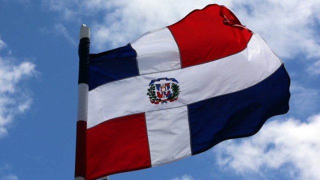 bandera-dominicana-09