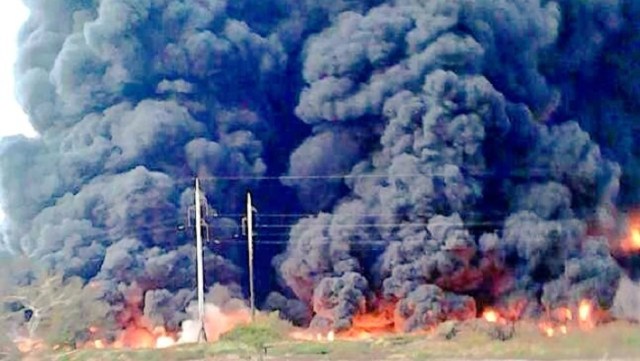 Incendio en campo petrolero de Lagunillas, estado Zulia // Foto @AereoMeteo