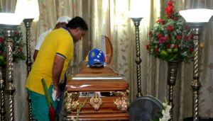 Venezolana hallada muerta en Ecuador se ahogó con su vómito; familiares dudan de autopsia