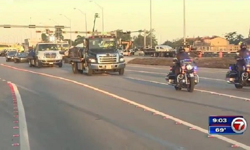 Policía encuentra nuevas víctimas dentro de vehículos retirados debajo del puente de Miami #17Mar