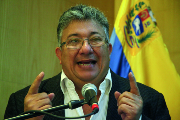 El diputado José Luis Pirela
