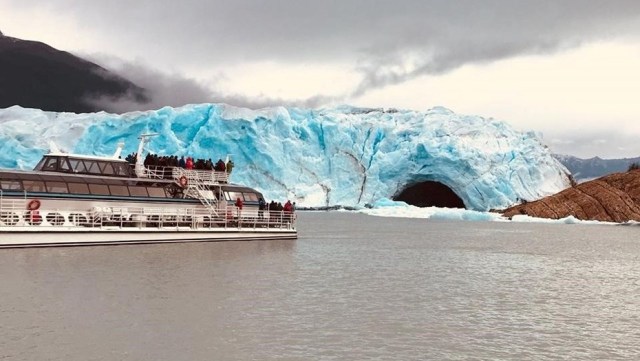 El glaciar fotografiado desde la Cara Sur, este mediodía. (Carlos Corvalán)