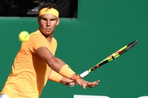Nadal derrota a Khachanov y pasa a cuartos en Montecarlo