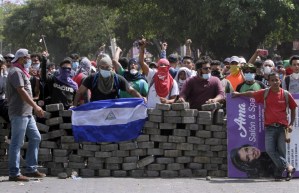 Liberan a manifestantes y se levanta bloqueo a canal censurado en Nicaragua