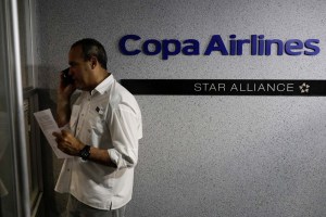 Régimen de Maduro abrió expediente a Copa Airlines por transportar al presidente (E) Guaidó 